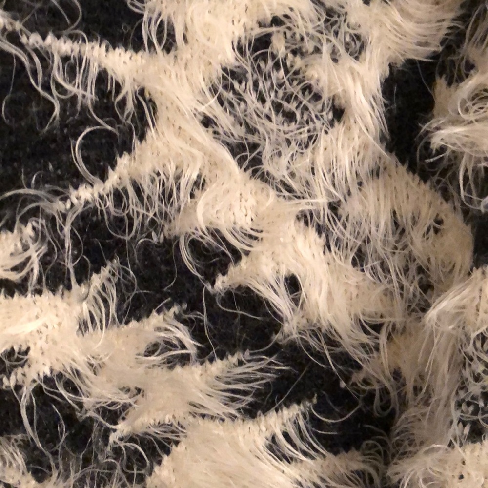 Sweater Printed - Picture 2 of 2